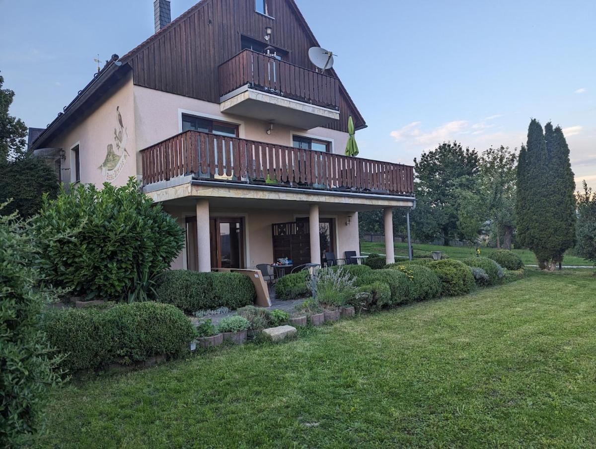 S2 - Urlaubsmagie - Am Wanderweg Mit Terrasse Apartment Sebnitz Ngoại thất bức ảnh